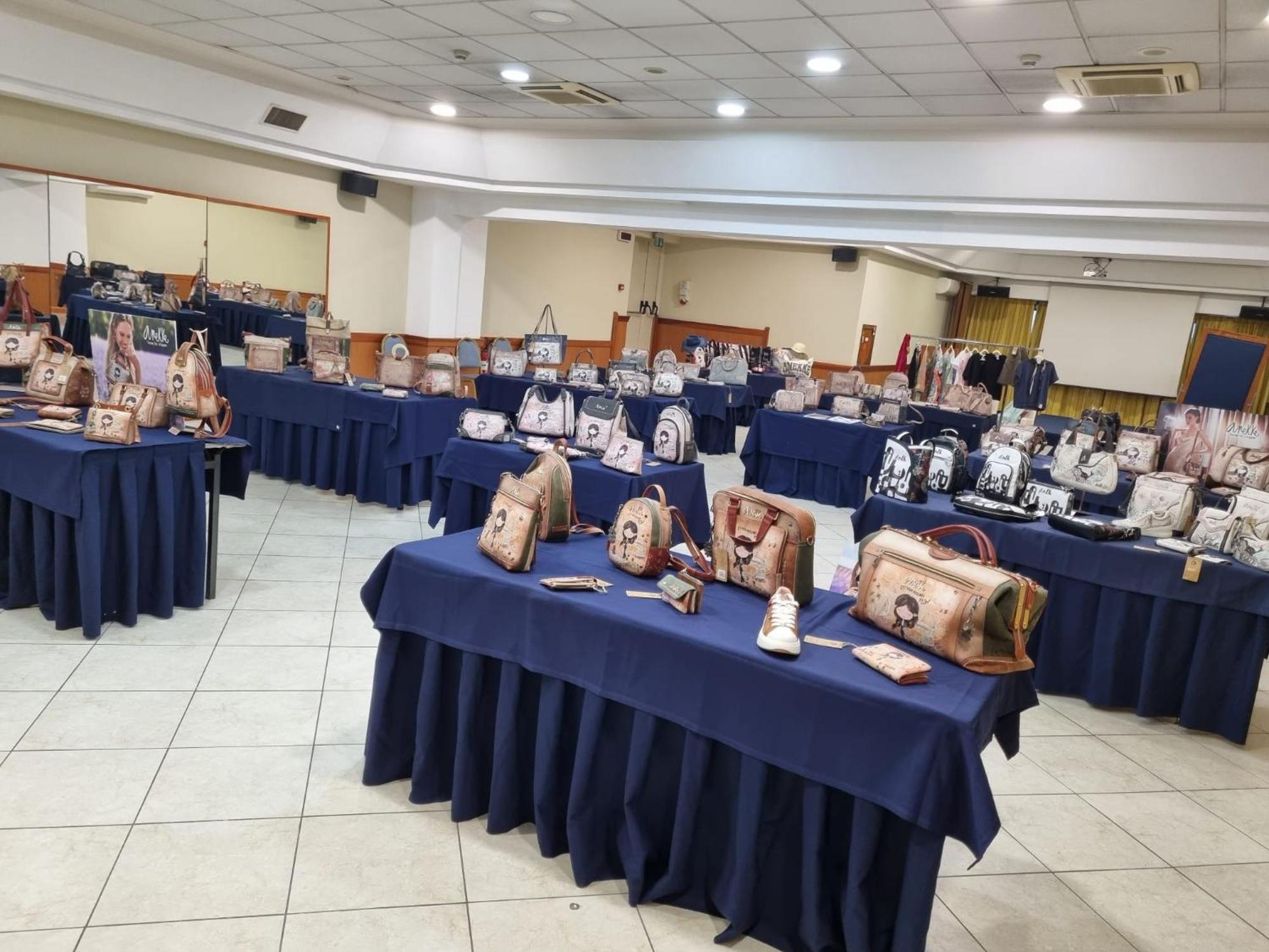 Hotel Futura Centro Congressi نابولي المظهر الخارجي الصورة